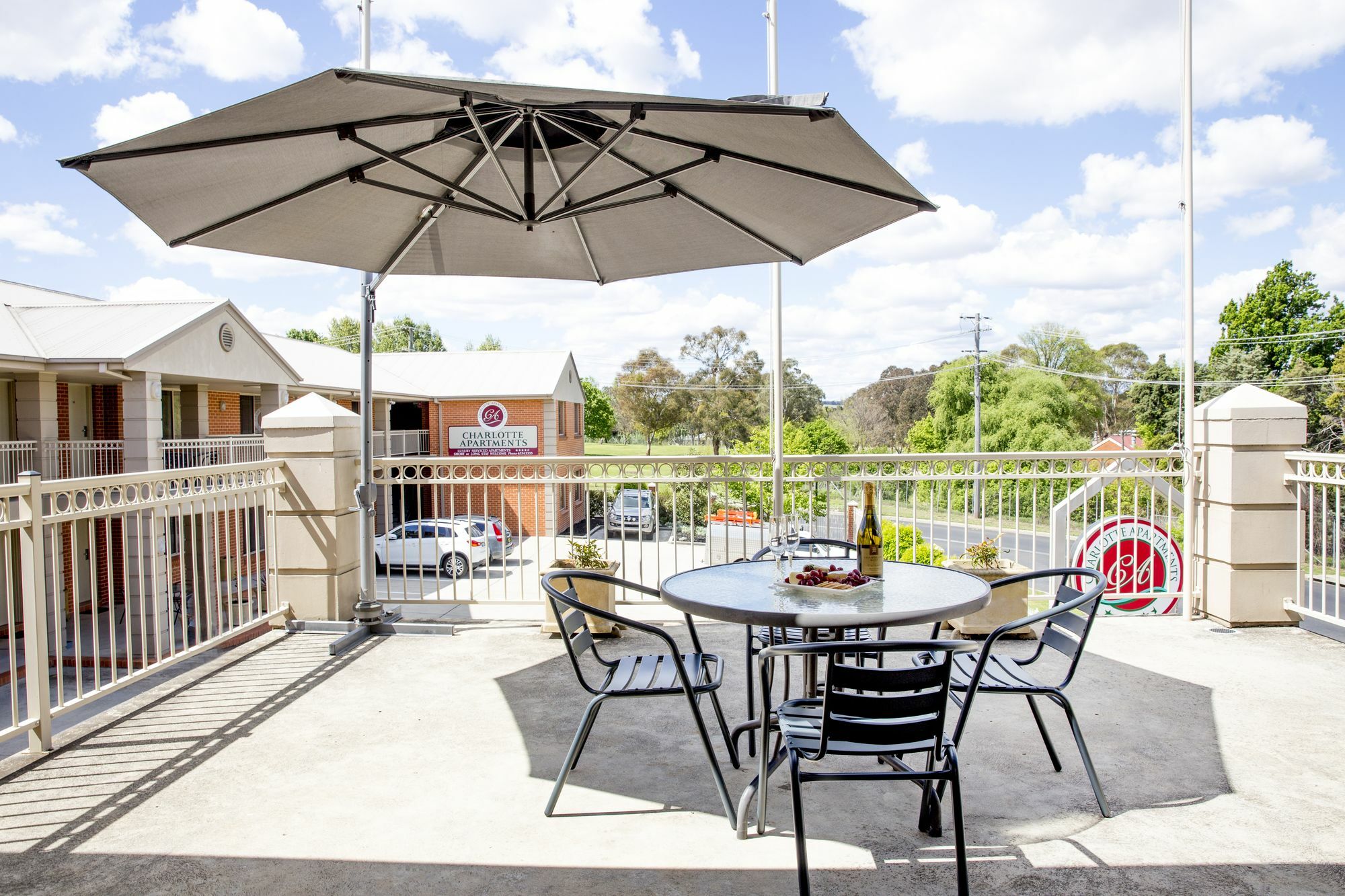 Charlotte Apartments Bathurst Eksteriør bilde