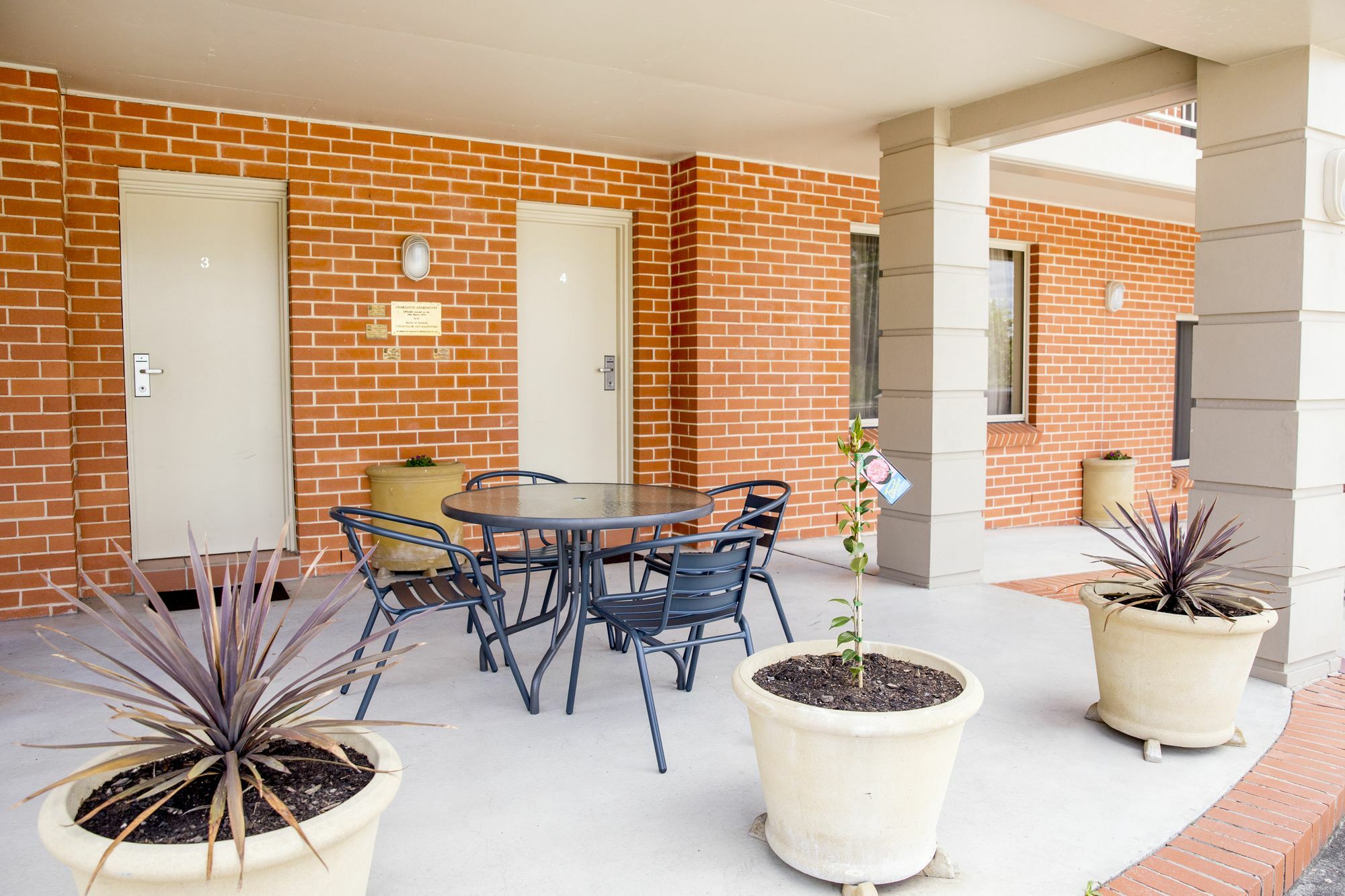 Charlotte Apartments Bathurst Eksteriør bilde