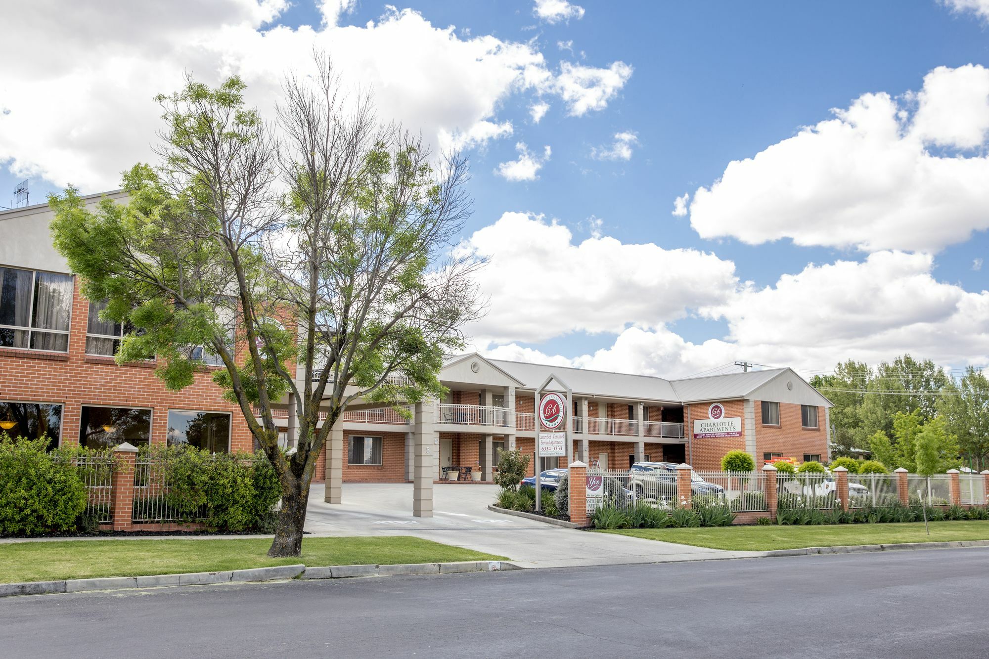 Charlotte Apartments Bathurst Eksteriør bilde